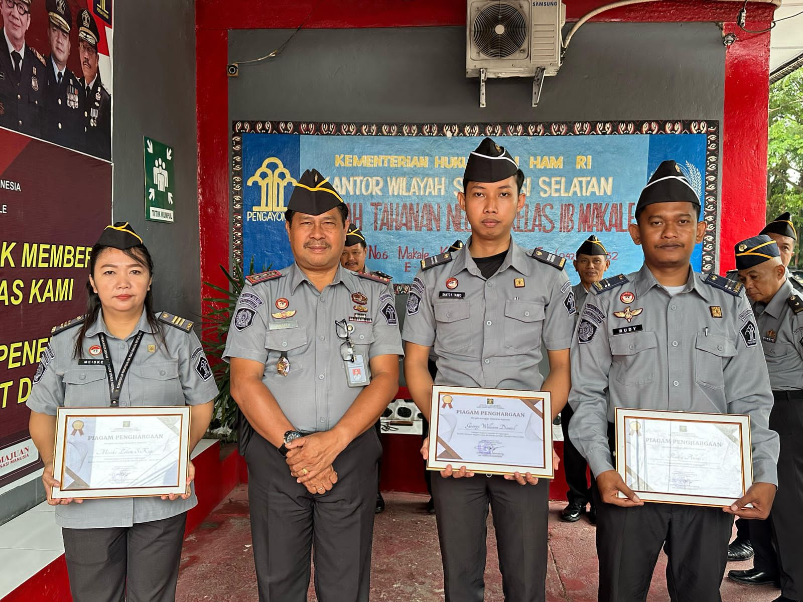 Acu Semangat Kerja Pegawai Rutan Makale Beri Penghargaan Bagi Pegawai