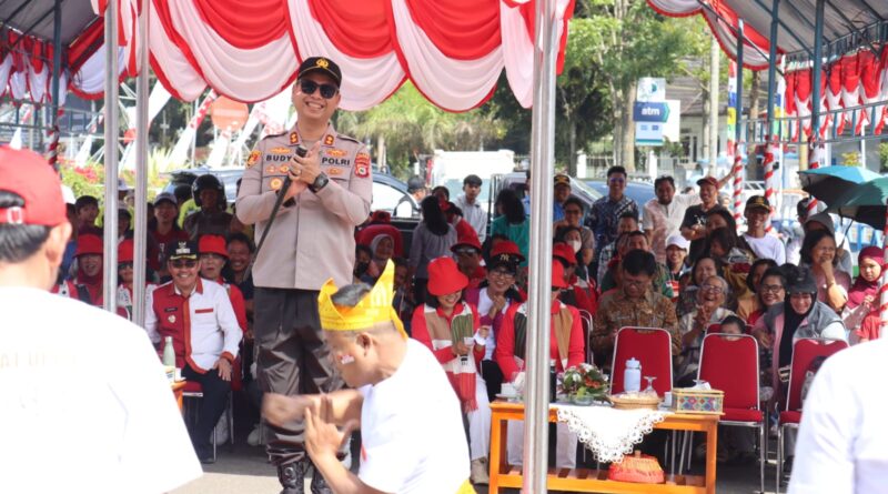 Kapolres Tana Toraja Kerahkan Puluhan Personel Amankan Gerak Jalan HUT RI ke-80